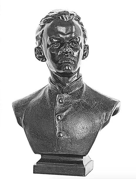 Николай Атюнин.  "В.И. Ленин в юности", 1950. Чугун, каслинское литье, высота 38,5 см