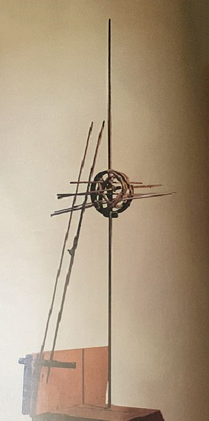 Марат Бабин. "Пространственная композиция (Лестница Иакова), 1982. Смешанная техника, 170х50х40 см