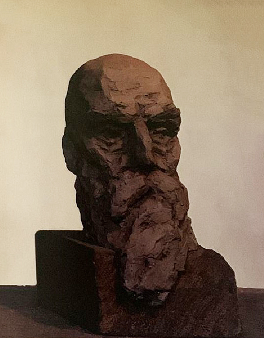 Марат Бабин. "Портрет Федора Достоевского", 1966. Глина, 60х35х38 см
