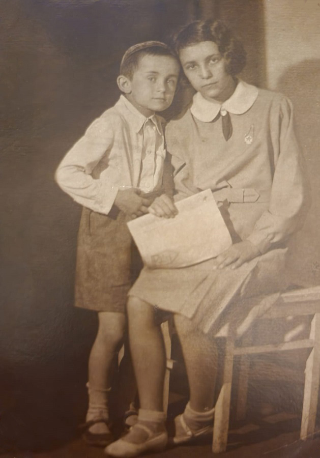 Марат Бабин и сестра Ленина, 1936-1937.