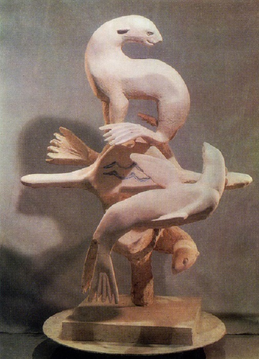 ''Котики на позвонке кита'', 1978. Гипс, 200х120х200 смФрагмент фонтана для Хабаровска