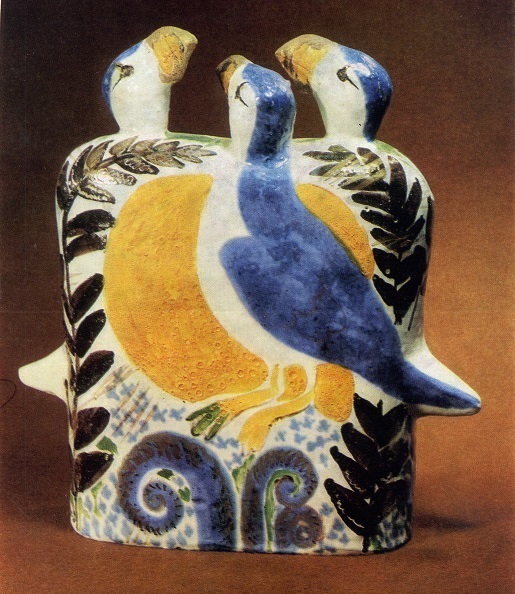 ''Ипатки на скалах'', 1974. Керамика, 40х36х10 см