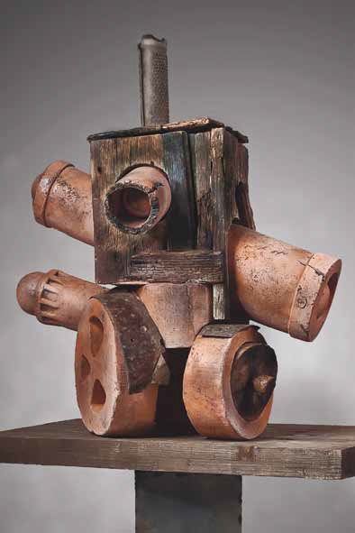 ''Аргумент'', 2015. Керамика дерево, металл, 75х75х45 см
