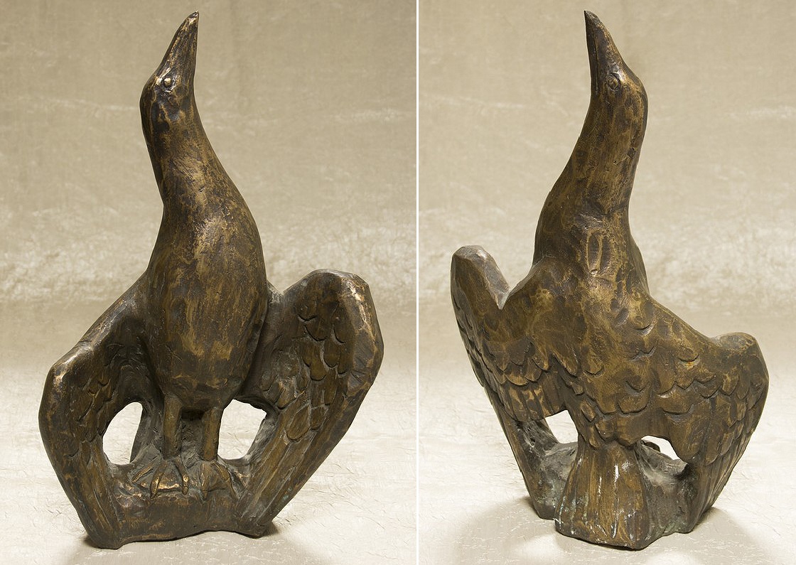 Алексей Цветков. ''Баклан'', 2004. Бронза, 35х24,5х12 см.Государственный художественный музей Алтайского края, Барнаул