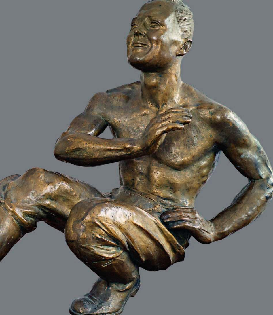 Александр Дейнека. Гопак (фрагмент), 1941. Бронза, 70х78х32 см. Курская государственная картинная галерея имени А.А. Дейнеки. Фото из альбома ''Дейнека. Монументальное искусство. Скульптура''. М., Издательская программа ''Интерроса'', 2011