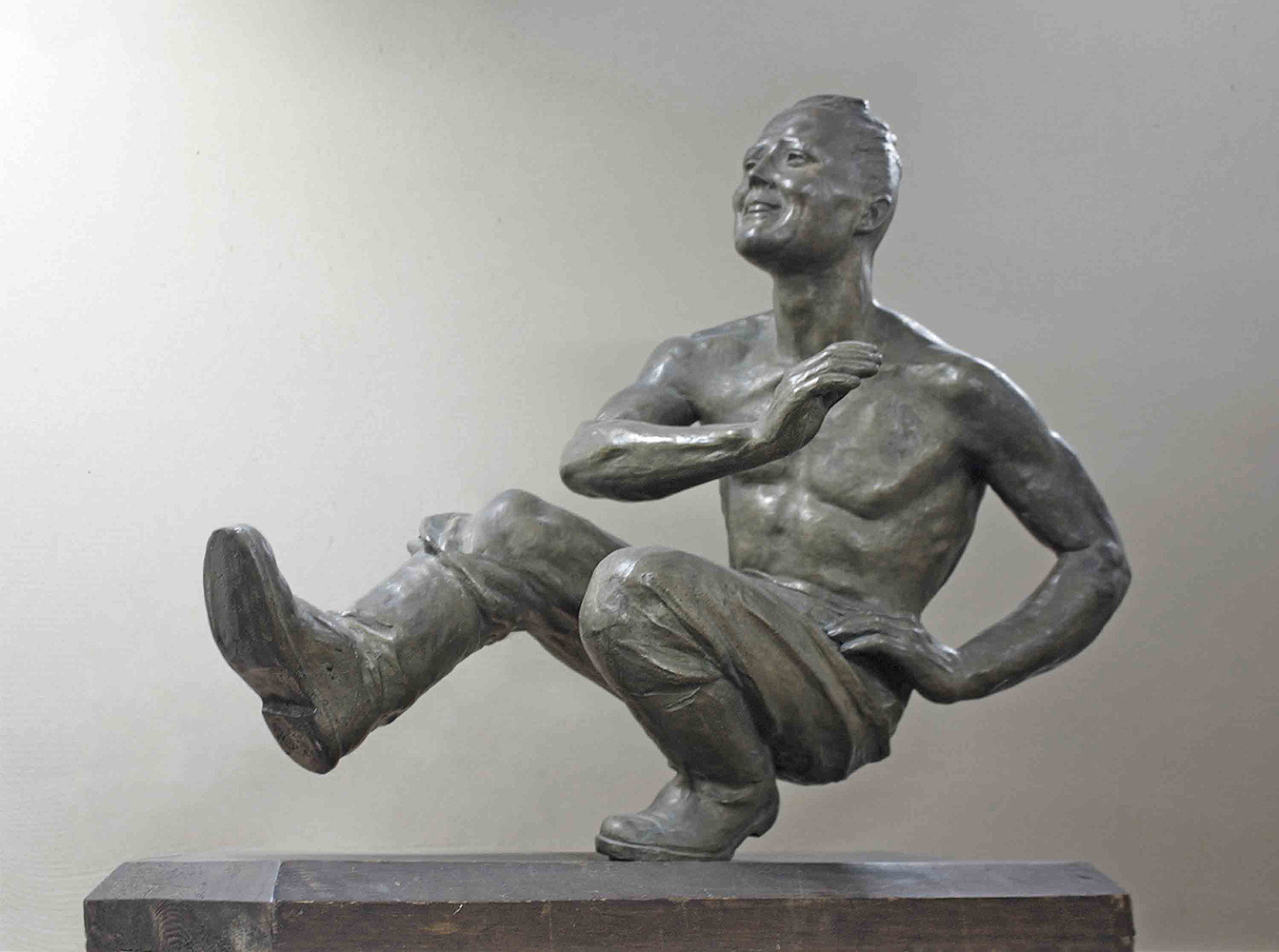 Александр Дейнека. "Гопак", 1941. Бронза, 70х78х32 см. Курская государственная картинная галерея имени А.А. Дейнеки