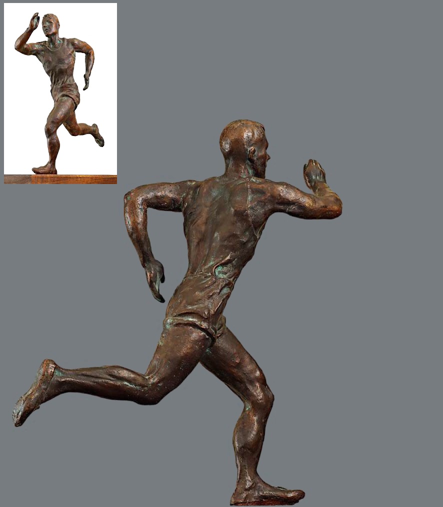 Александр Дейнека. "Бегущий" (ракурс), 1945 (?). Бронза, постамент - дерево. Высота 63 см, высота постамента - 3 см. Частное собрание, Москва. Фото из альбома ''Дейнека. Монументальное искусство. Скульптура''. М., Издательская программа ''Интерроса'', 2011