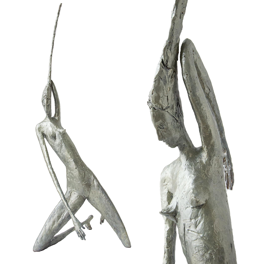 Мари Кирохо. "Лучница", 2022. Пластик, 118х38х35 см. Фото из архива Мари Кирохо