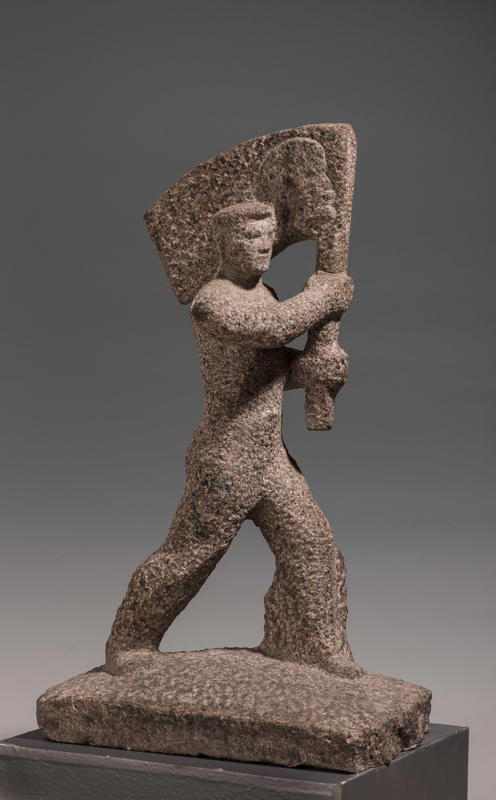 ''Знаменосец'', 1967.Эскиз монументав честь Великой Октябрьской социалистической революциидля площади Восстания в Ленинграде, 1967. Гранит, 58х27х33 см.Государственный музей городской скульптуры, С.-Петербург.Фото: goskatalog. 