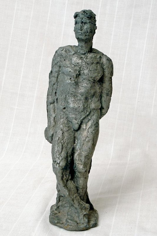 ''Мужская фигура'', 1929. Металл, 25,1х8,3х7,5 см.Ярославский художественный музей. Фото: goskatalog.ru