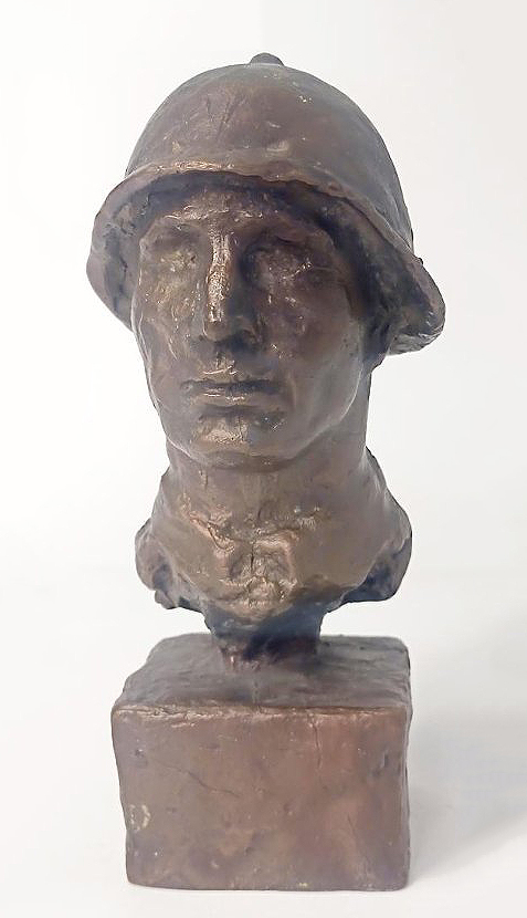 ''Красноармеец'', 1939. Бронза, 18,5х9х10 см.Государственный Русский музей, С.-Петербург. Фото: goskatalog.ru