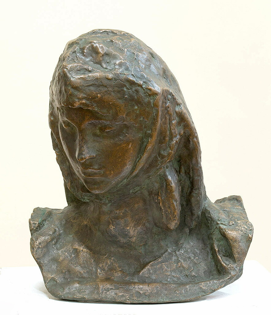 ''Женский портрет''. Бронза, 56х42х39 см.Тульский музей изобразительных искусств. Фото: goskatalog.ru