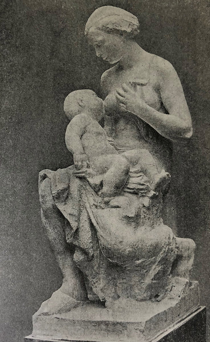 ''Материнство'', 1937. Гипс, 141х58х72 см. Фото из архива Анны Гусевой