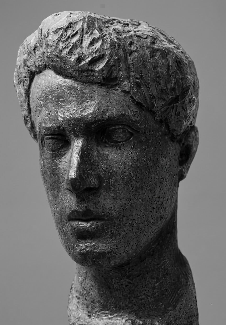 Н.И. Хлестова.''Портрет художника М.М. Суцкевера'',1928. Дерево.Государственный Русский музей,С.-Петербург. Фото: goskatalog.ru