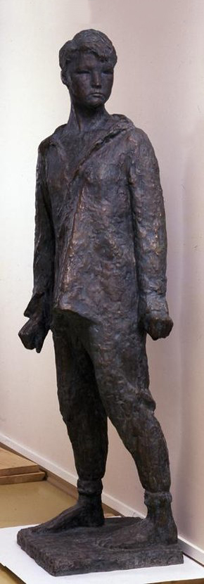 ''Зоя'' (Герой Советского Союза З.А. Космодемьянская), 1957.Бронза, 183х57х48 см. Отлив 1988 года.Государственный Русский музей, С.-Петербург. Фото: goskatalog.ru