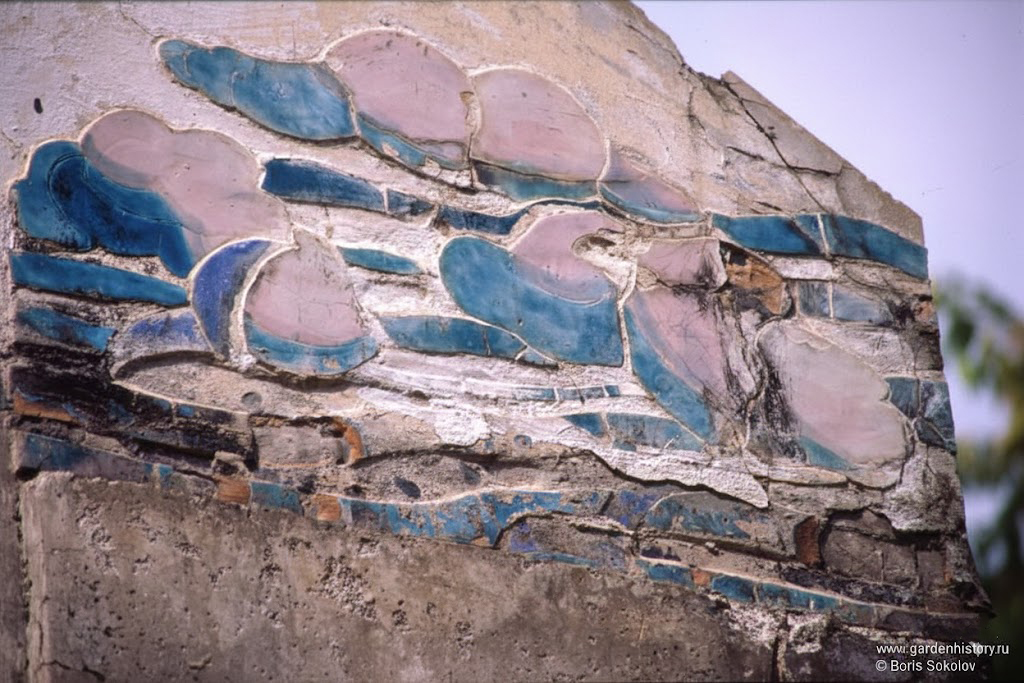 Новый Кучук-Кой. Главный дом. Восточный фасад. Пейзажная композиция по эскизу П.В. Кузнецова