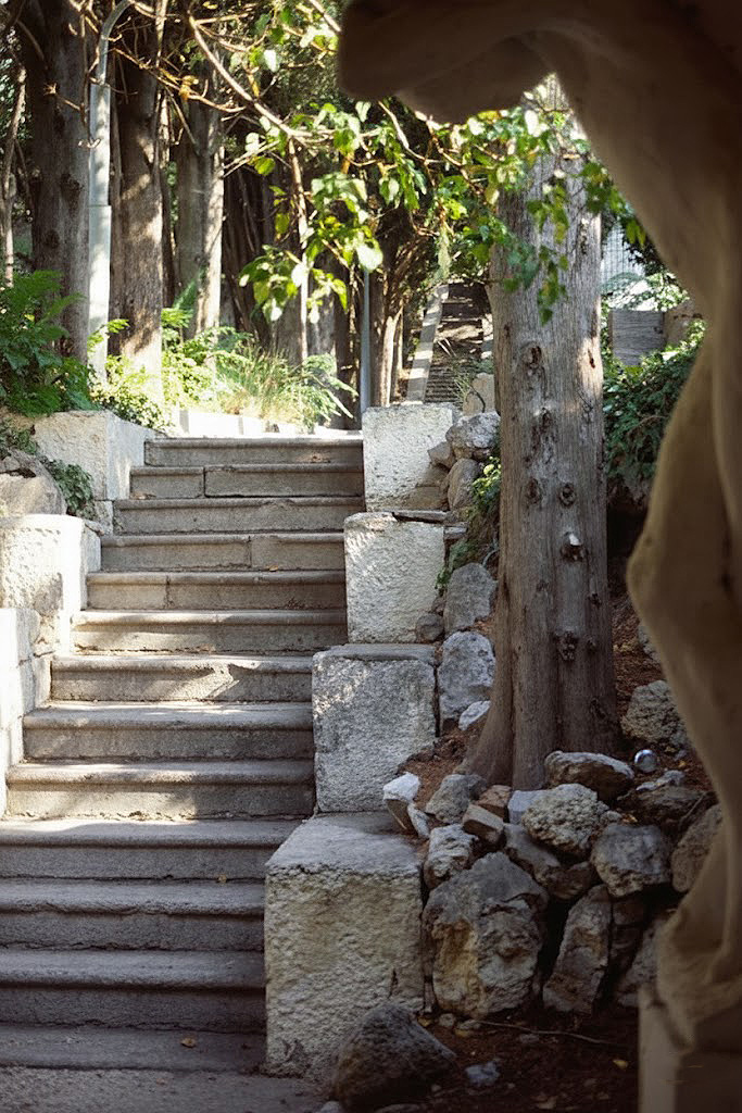 "Лестница Иакова" в Новом Кучук-Кое. Фото 2002 года