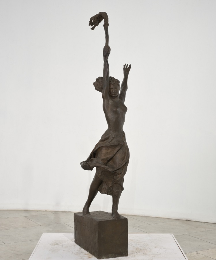 ''Девушка с факелом'', 1937. Бронза, 147,5х32,5х39,5 см