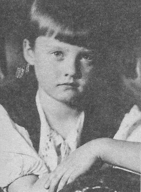 Таня Соколова, 1937