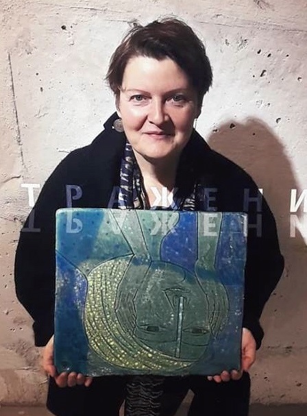 Марина Степанова-Ланская на персональной выставке в Красноярске, 2018. 