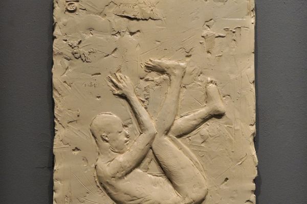 Виктор Корнеев. Из серии Наброски, 2023. Рельефы. Дерево, пластик, 40х50х5 см каждый. Фото из архива Виктора Корнеева