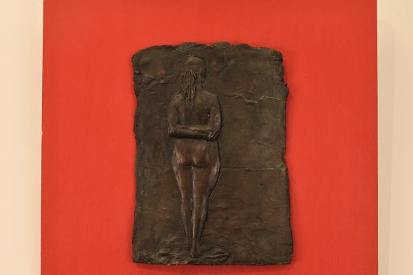 Виктор Корнеев. Из серии ''Наброски'', 2017. Бронза, 40х40х5 см. Фото из архива Виктора Корнеева