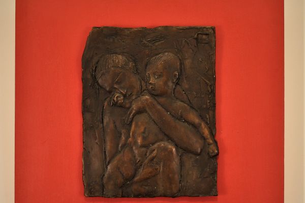 Виктор Корнеев. Из серии ''Наброски'', 2017. Бронза, 40х40х5 см. Фото из архива Виктора Корнеева