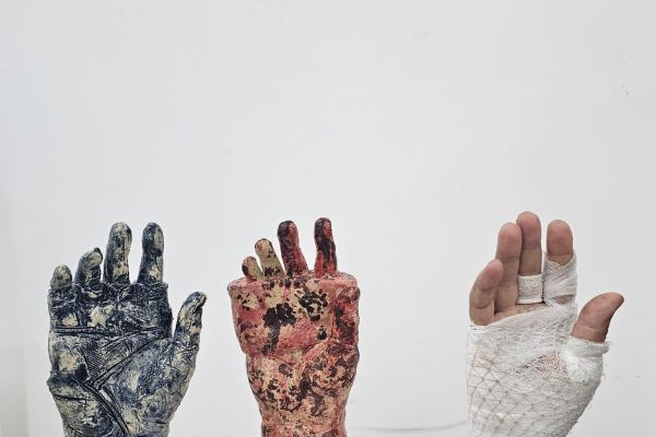 Открытие выставки ''Творческим группам по керамике - 30 лет''. Фото Маргариты Камардиной