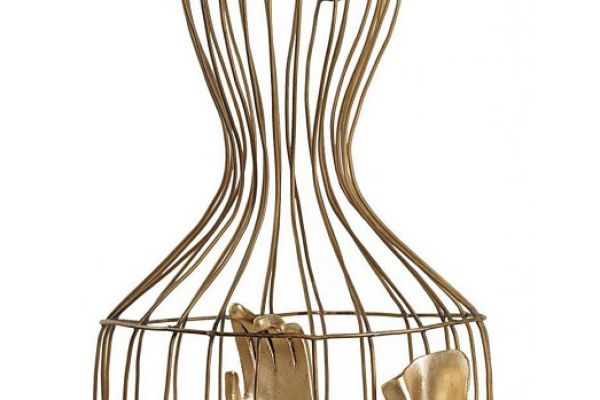 Александр Бурганов. ''Клетка'', 1998. Бронза, 171х75х62 см. Московский государственный музей Дом ''Бурганова''