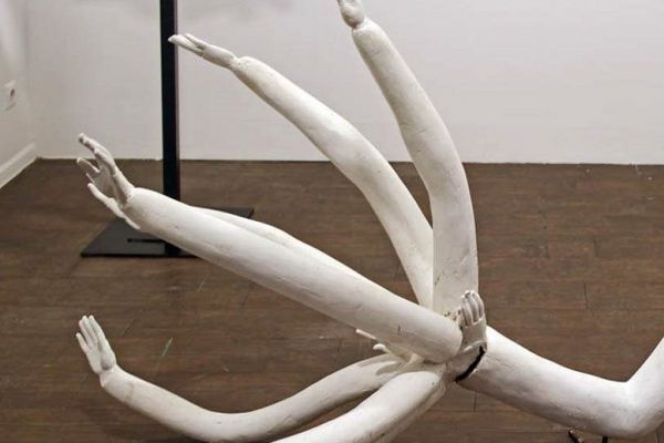 Александр Бурганов. ''Цветок'', 2015. Композитный материал. Фото: visit-city.art