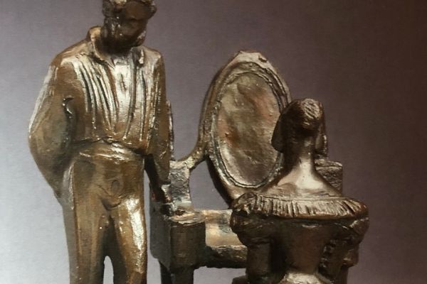 Олег Комов. ''А.С. Пушкин и Н.Н. Гончарова'', 1972. Бронза,70х60х50 см. Государственный музей А.С. Пушкина, Москва