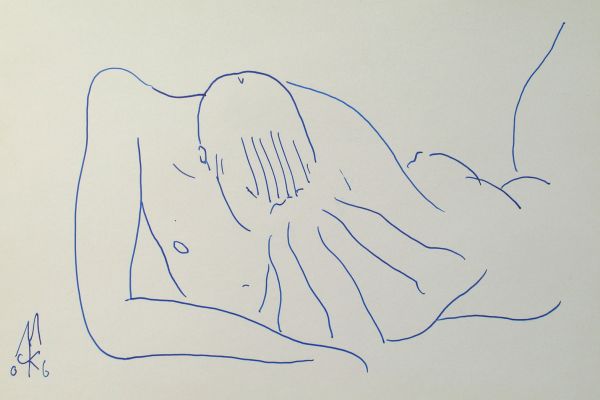 Сергей Малютов. Обнаженная натура, 2006. Мелованная бумага, гелиевая ручка, высота 13 см. Фото из архива Сергея Малютова