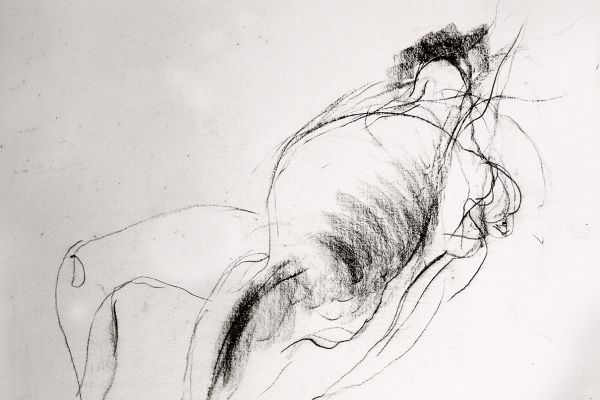 Владимир Потлов. Лежащая женщина, 2022. Бумага, сангина. 45х50 см. Фото из архива Владимира Потлова