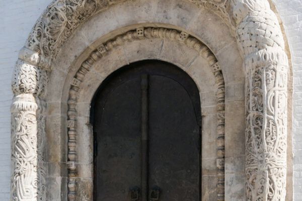 Сергей Конёнков. Церковь Покрова Пресвятой Богородицы в Марфо-Мариинской обители сестер милосердия, 1908-1912. Ул. Б. Ордынка, 34, Москва