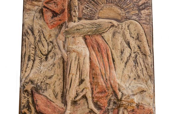 Сергей Конёнков. Павшим в борьбе за мир и братство народов, 1918. Эскиз мемориальной доски для Красной площади Москвы. Терракота, 90,7х60 см. Музей скульптуры С.Т. Конёнкова, Смоленск. Фото: ar.culture.ru