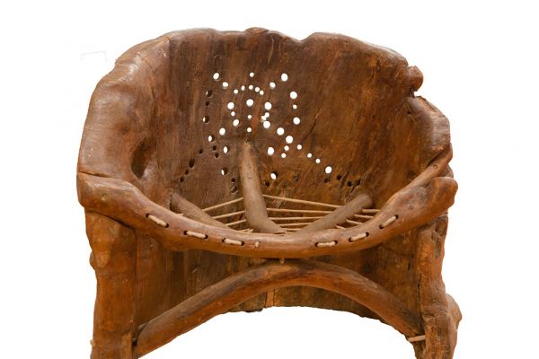 Сергей Конёнков. Паутинка (кресло), 1938. Дерево, веревка, 53х64х37 см. Музей скульптуры С.Т. Конёнкова, Смоленск. Фото: ar.culture.ru