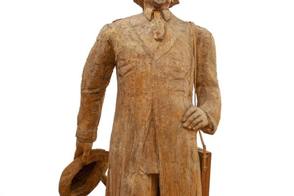 Сергей Конёнков. В.И. Суриков, 1956-1958. Дерево подцвеченное, 260х117х128 см. Музей скульптуры С.Т. Конёнкова, Смоленск. Фото: ar.culture.ru