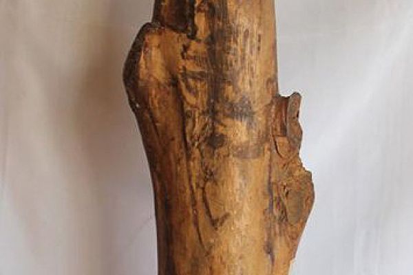 Сергей Конёнков. Странник, 1920-е. Дерево, высота 65 см. Семеновский историко-художественный музей, Нижегородская область