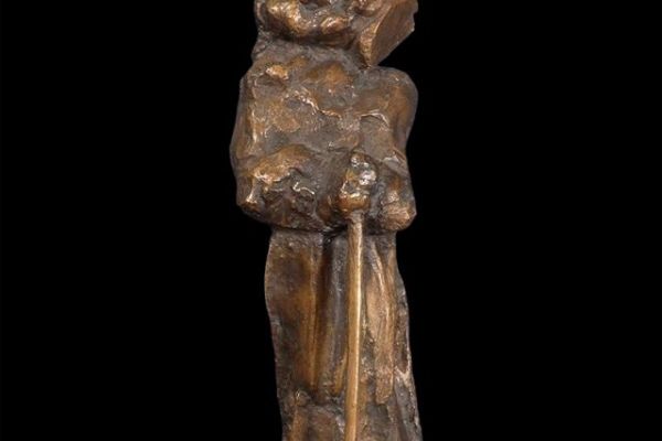 Сергей Конёнков. Старушка, 1938. Бронза, 47х17х17 см. Мемориальный музей ''Творческая мастерская С.Т. Конёнкова'', Москва