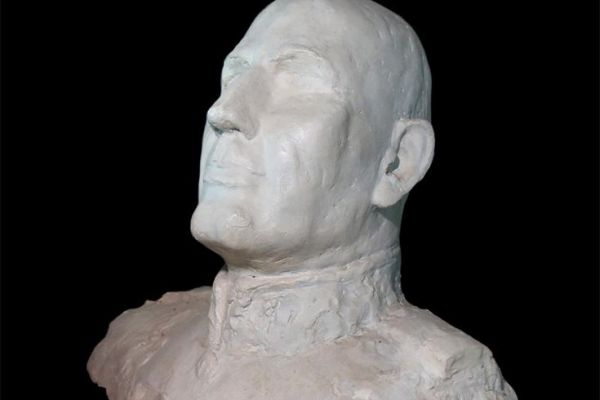 Сергей Конёнков. Портрет Маршала Советского Союза И.С. Конева, 1943. Гипс, 51х54х33 см. Мемориальный музей Творческая мастерская С.Т. Конёнкова, Москва