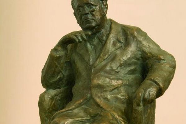 Илья Слоним. Портрет поэта Самуила Маршака, 1950-е. Бронза, 30х18х23 см. Вятский художественный музей имени В.М. и А.М. Васнецовых, Кировская область