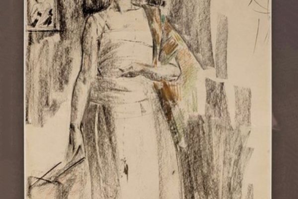 Сергей Кольцов. Портрет жены (А.Г. Кольцова-Бычкова), 1927. Бумага, карандаш. Из собрания М. Салиной. Фрагмент экспозиции выставки ''Между Парижем и Москвой'' в Музее Москвы, 2025 год. Фото: bogachkova1957.livejournal.com