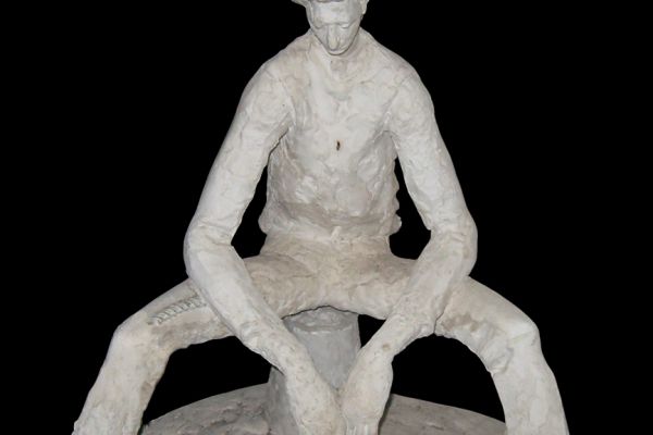 Нинель Богушевская. ''Портрет художника Володи Тенеты'', 1983. Гипс, металл, 55х55х35 см. Брянский областной художественный музейно-выставочный центр