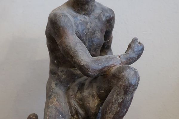 Александр Матвеев. Красноармеец, 1927. Этюд к группе Октябрь (Октябрьская революция). Гипс. Мемориальная мастерская А.Т. Матвеева, Москва