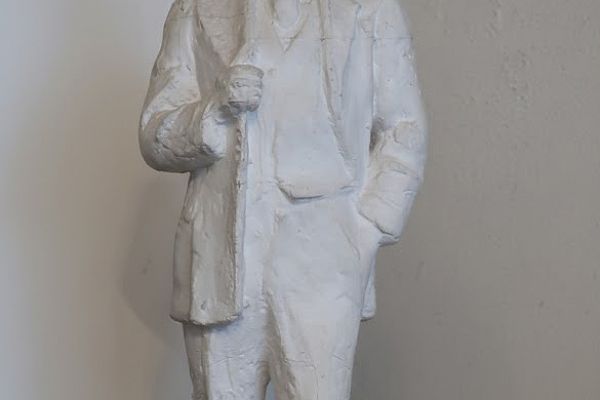 Александр Матвеев. В.И. Ленин, 1933. Этюд к проекту памятника В.И. Ленину для Ленинградского порта. Гипс. мастерская А.Т. Матвеева, Москва