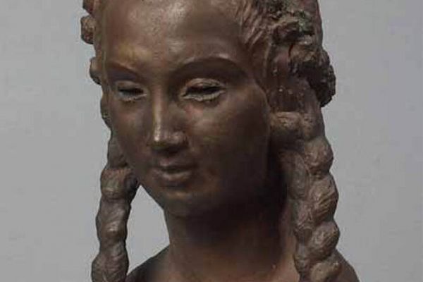 Беатриса Сандомирская. Весна, 1955. Бронза, 47х26х25 см. Государственная Третьяковская галерея, Москва