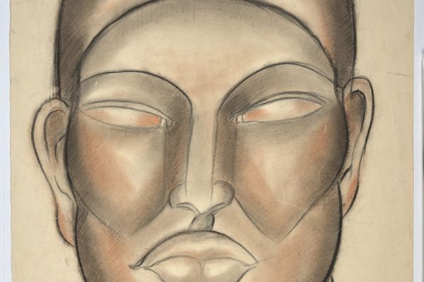 Беатриса Сандомирская. Голова, 1920-е. Бумага, уголь, сангина, 45,5х29,9 см. Государственная Третьяковская галерея, Москва